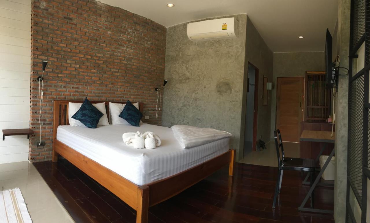 The Pud Dee Hotell Chiang Khan Exteriör bild