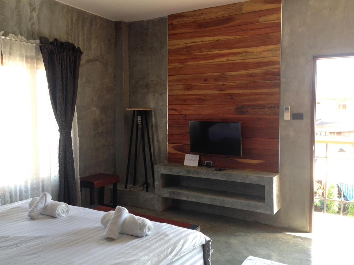 The Pud Dee Hotell Chiang Khan Exteriör bild