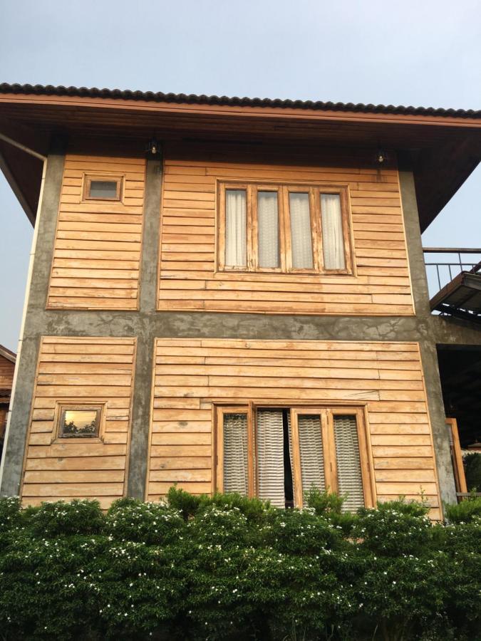 The Pud Dee Hotell Chiang Khan Exteriör bild